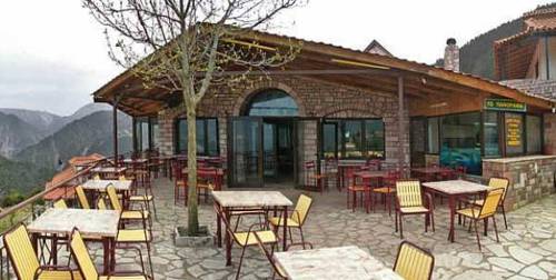 Epinianá Greece Hotel