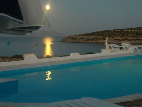 Skhoinoússa Greece Promo Code Booking.com