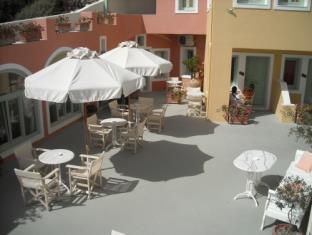 Santorini Greece Hotels