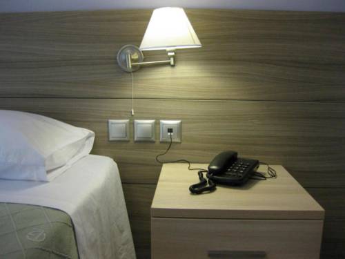Kaména Voúrla Code promo Grèce Booking.com
