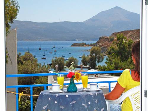 Adamas Code promo Grèce Booking.com