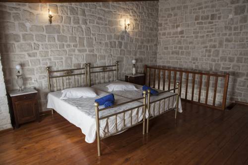 Skouloúfia Greece Promo Code Booking.com