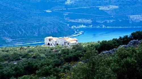 Néon Oítilon Greece Promo Code Booking.com