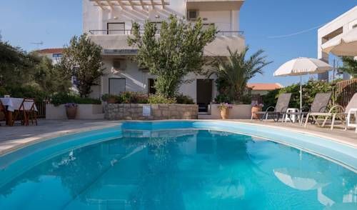 Almirida Griechenland Promo-Code Booking.com