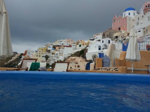 Oia Greece Hotel