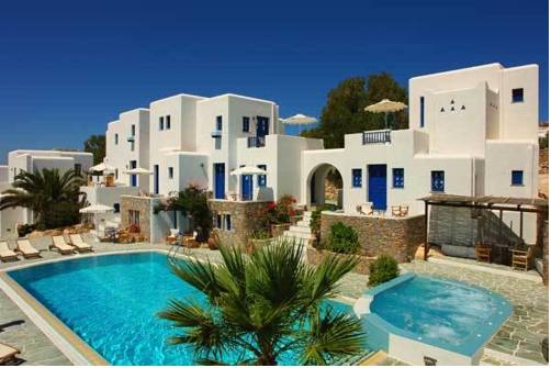Chora Folegandros Griekenland promotiecode Booking.com